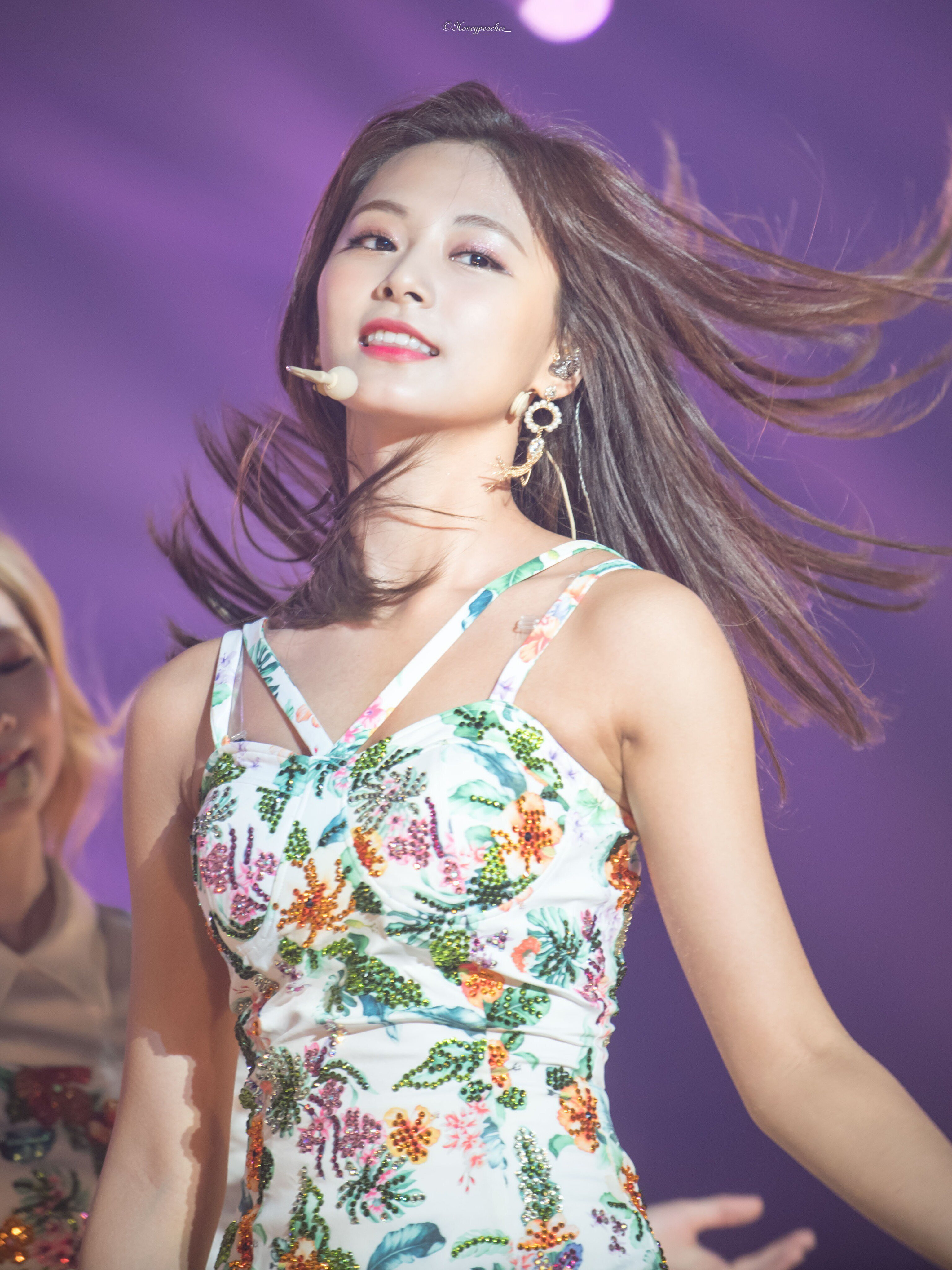 180617 TWICE Tzuyu - 'TWICELAND ZONE 2: Fantasy Park' in Singapore 