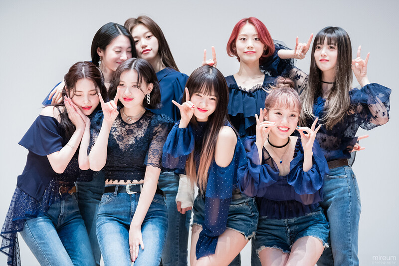 211204 Weki Meki documents 1