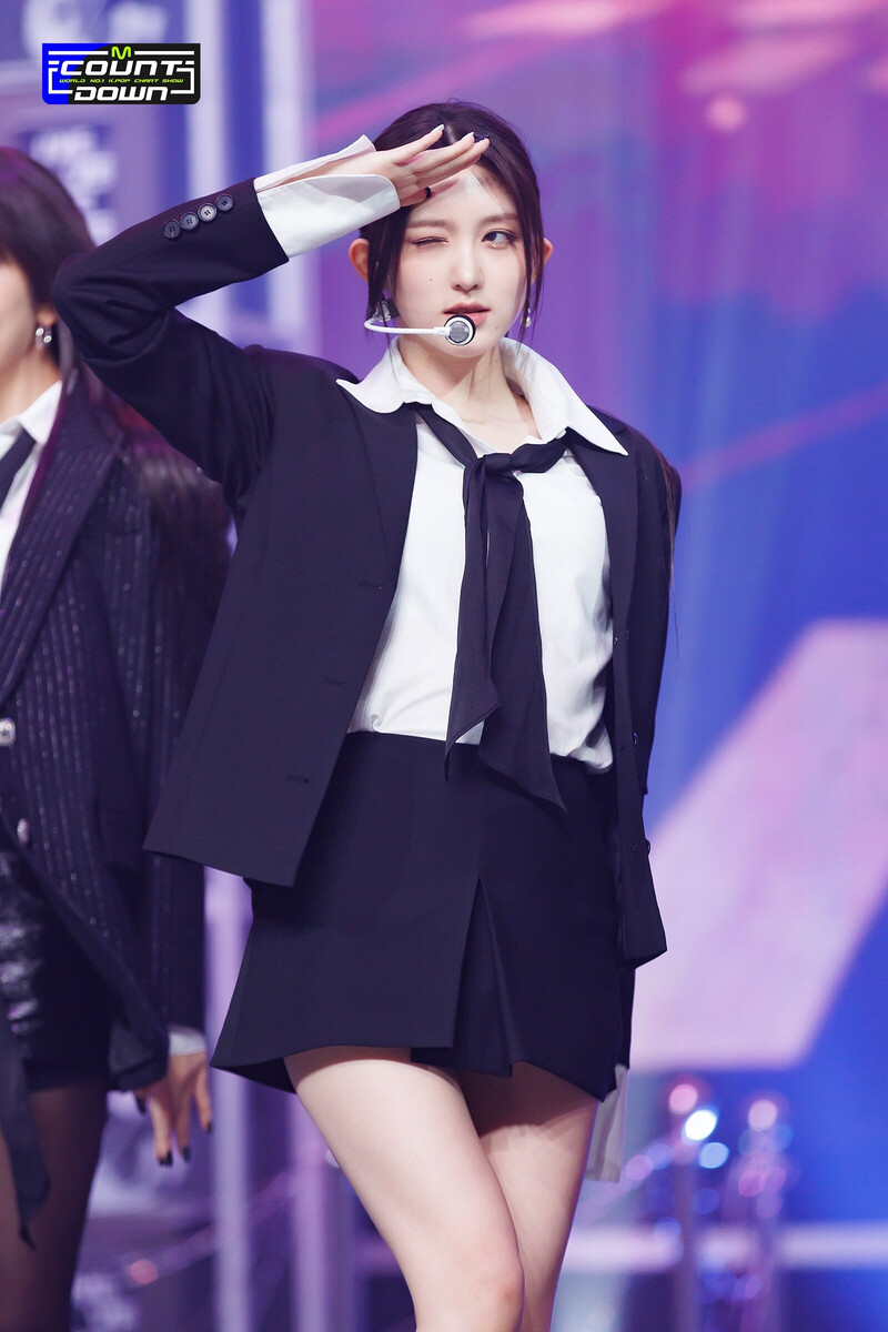 230413 IVE Gaeul -  'I AM' & 'Kitsch' at M COUNTDOWN documents 4