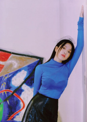 Red Velvet Yeri for Noblesse Men Magazine November issue [SCANS]