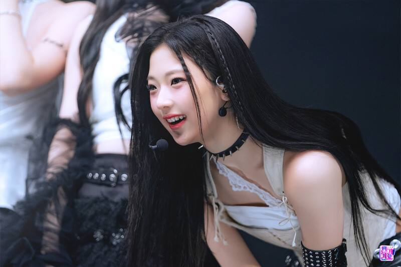 240407 BABYMONSTER Ruka - ‘SHEESH’ at Inkigayo documents 1