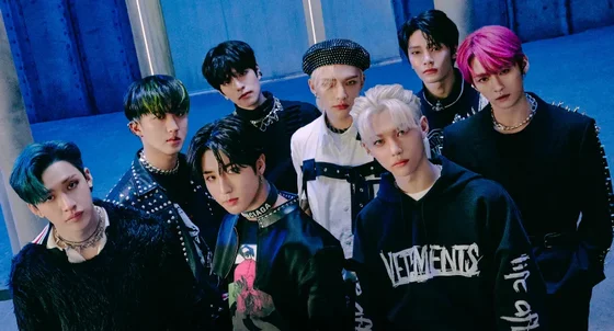 JYP Entertainment Issues Warning Against Those Who Invade Stray Kids ...