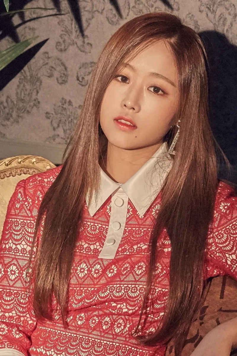 Lovelyz_Baby_Soul_Fall_in_Lovelyz_2.jpg