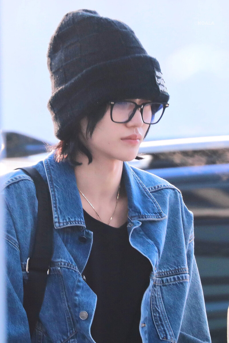 240101 RIIZE Wonbin - Incheon International Airport documents 6