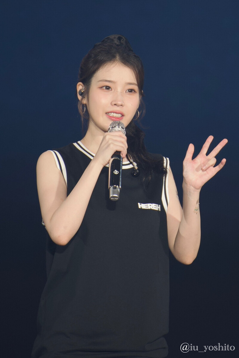 240707 IU - ‘H.E.R.’ World Tour in Osaka Day 2 documents 17