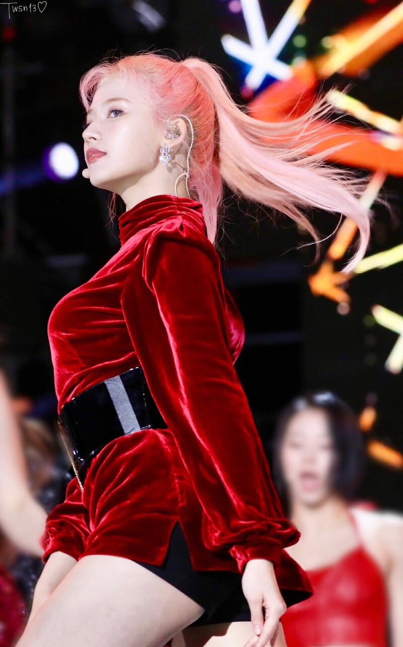 191006 TWICE Sana - SBS Super Concert documents 22