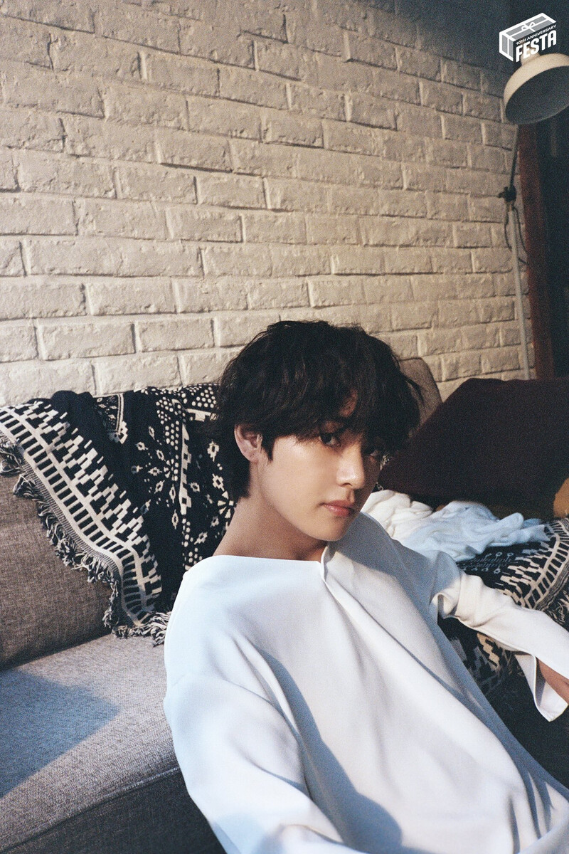 BTS EXHIBITION Film Camera Photo (B side ver.) documents 19