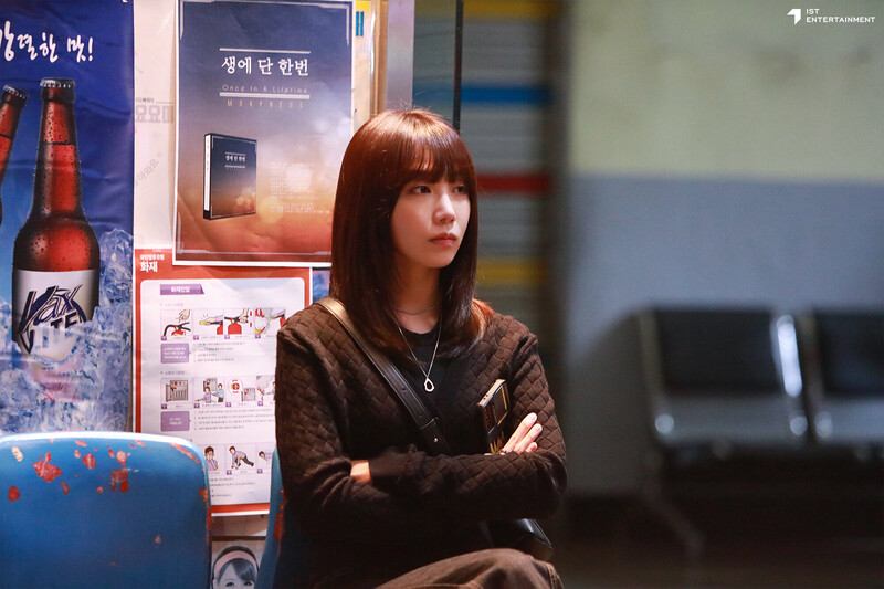 211129 IST Naver post - Apink EUNJI 'Work later, Drink now' drama shoot behind documents 25