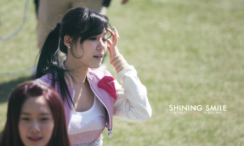 100328 Girls' Generation Tiffany documents 2