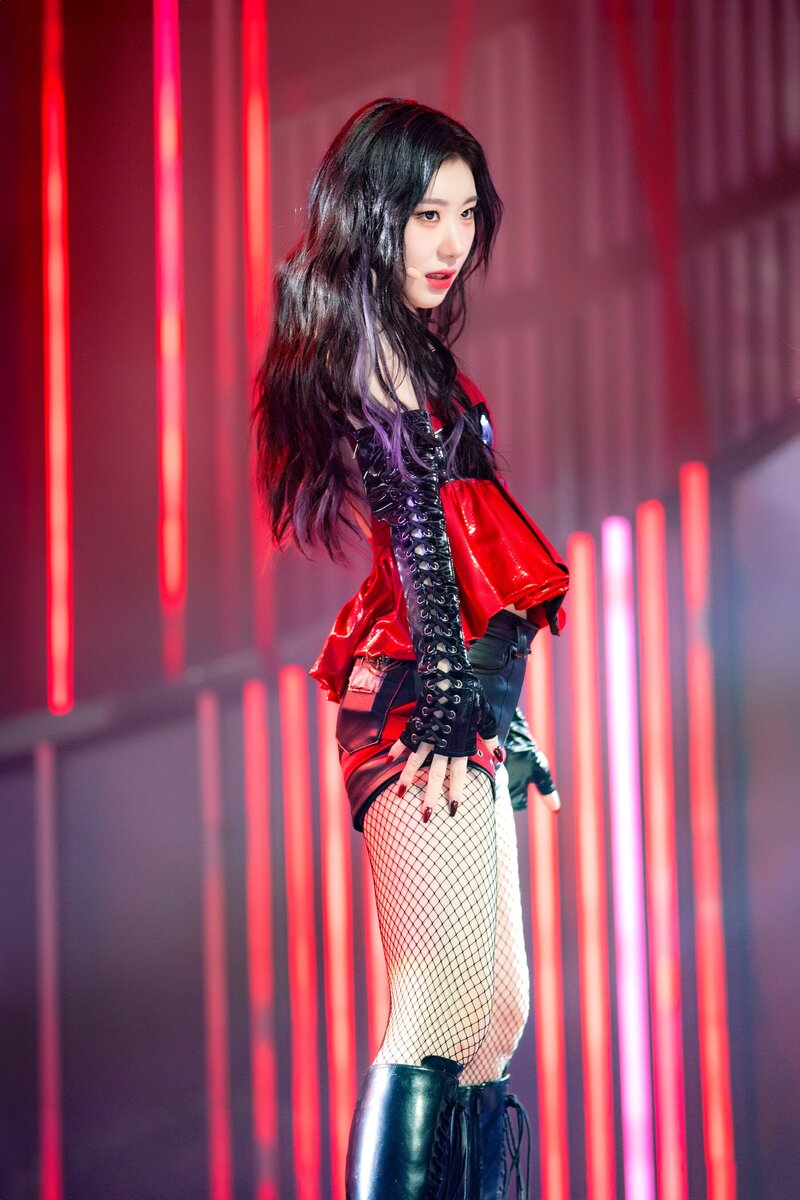 240114 - ITZY 'UNTOUCHABLE' at Inkigayo documents 10