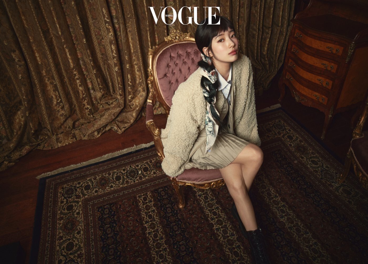 Bae-Suzy-for-Vogue-Korea-x-Dior-2022-Cruise-Collection-documents-6.jpeg