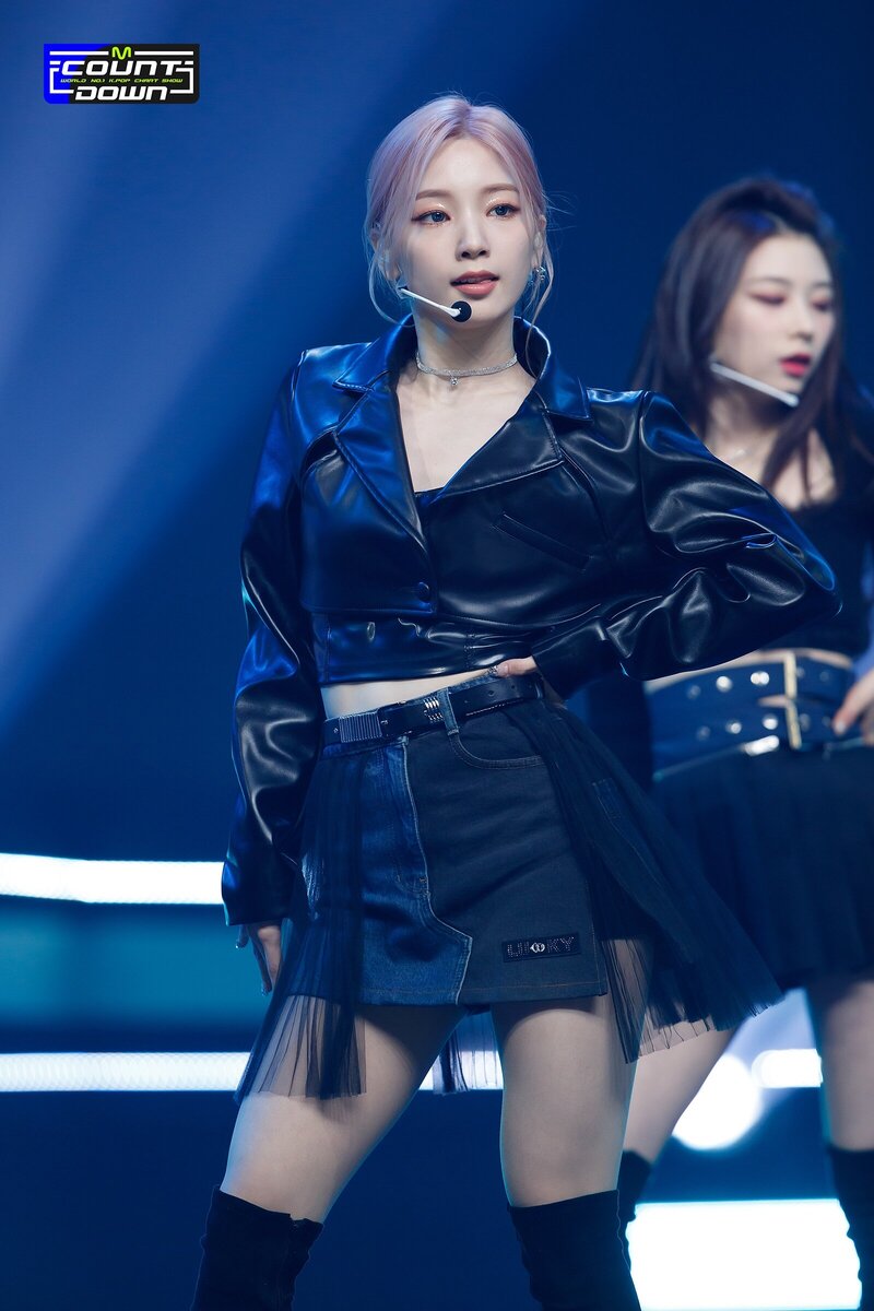 220303 Rocket Punch - 'CHIQUITA' at M Countdown documents 14