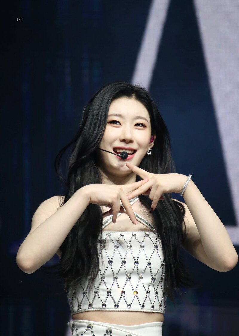230128 ITZY Chaeryeong - Checkmate Tour in Singapore documents 2