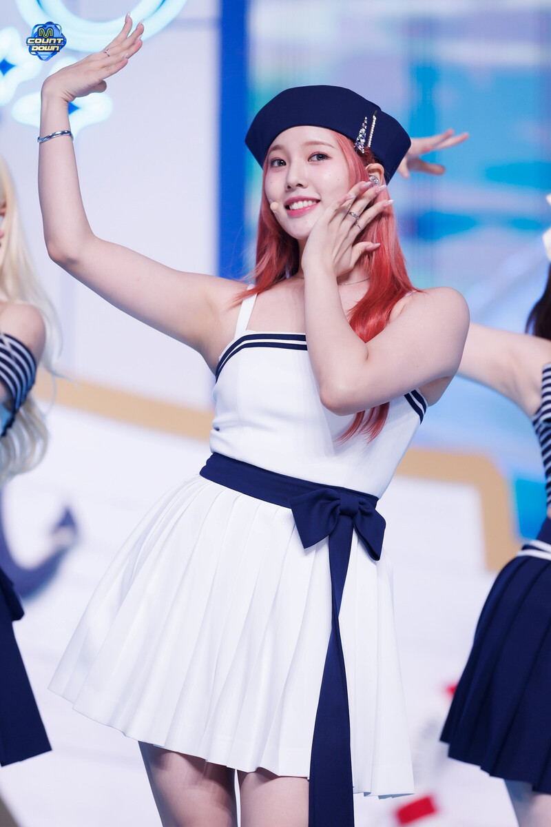 240711 Weeekly Lee Soojin - 'LIGHTS ON' at M COUNTDOWN documents 2