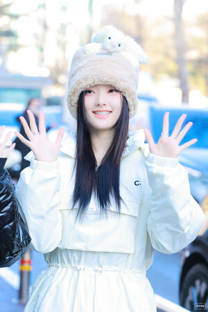 230127 Weeekly Soeun