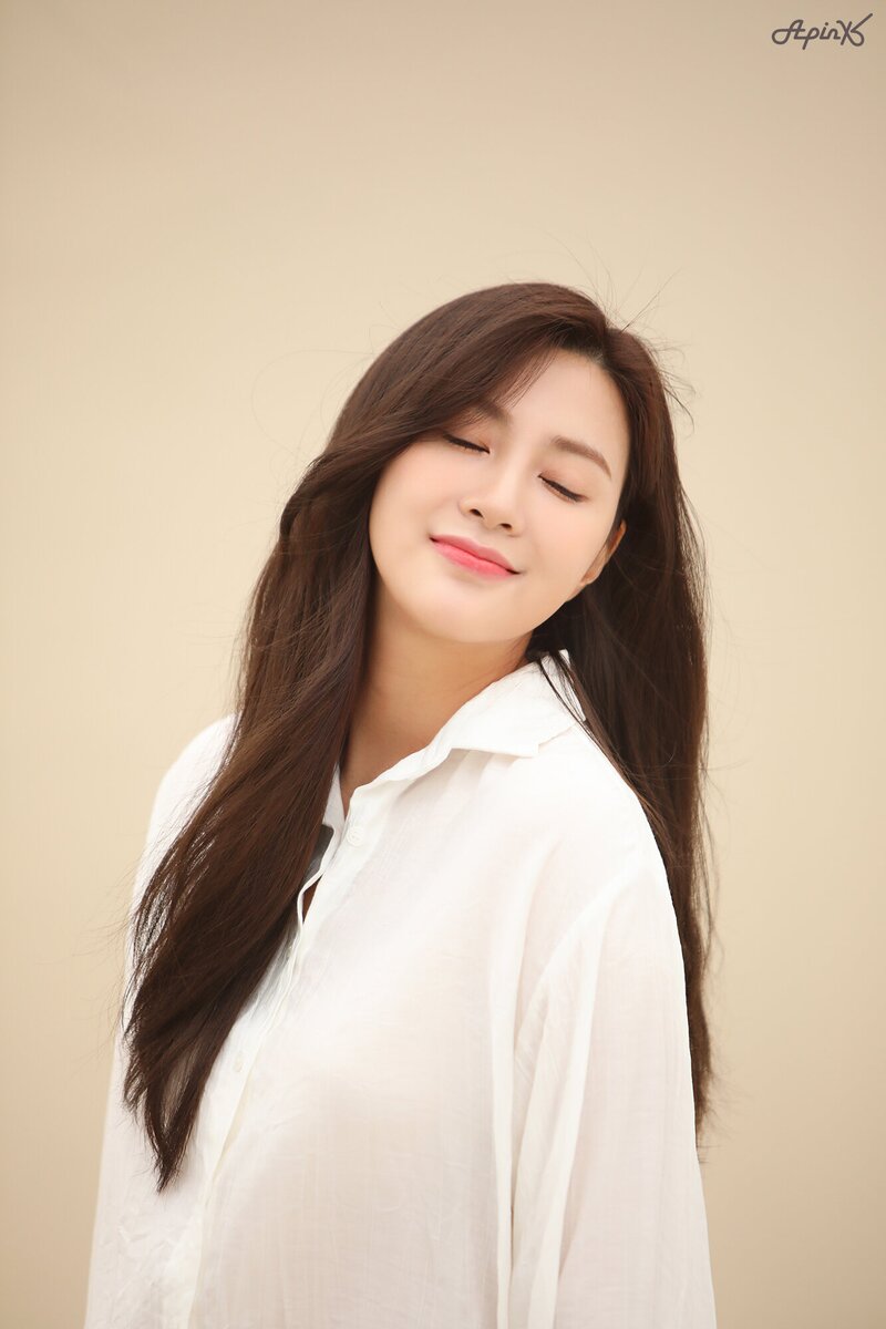 210901 Play M Naver Post - Apink 2021 Profile Photos Behind documents 2