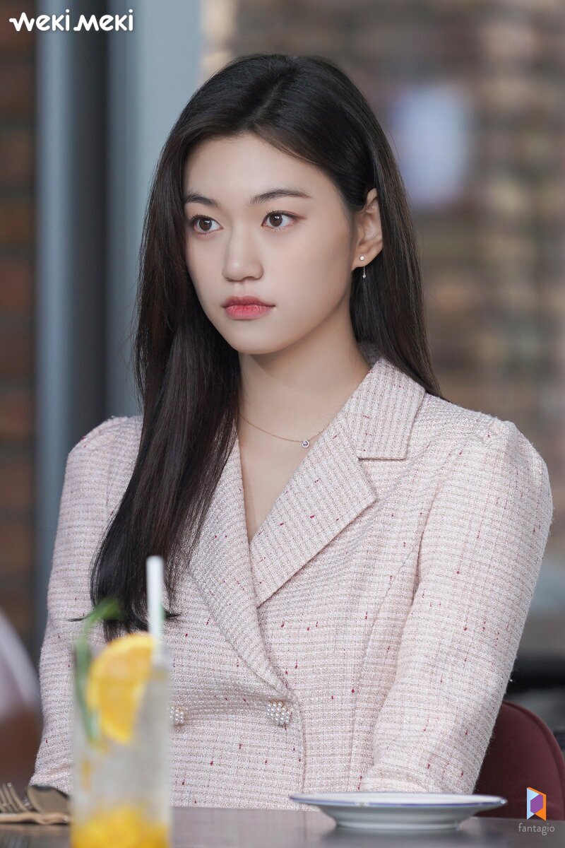 211028 Fantagio Naver Post - Doyeon's "One the Woman" Drama Behind documents 10