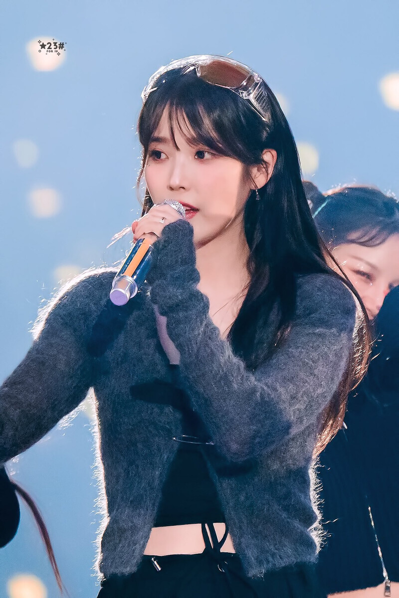 230924 IU - Fan Concert ‘I＋UN1VER5E’ in Seoul Day 2 documents 4