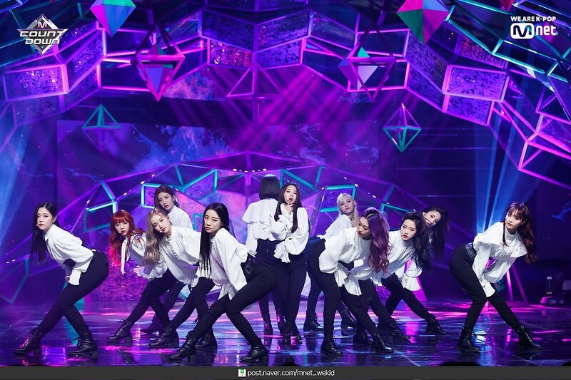 190221 LOONA - 'Butterfly' at M COUNTDOWN documents 10