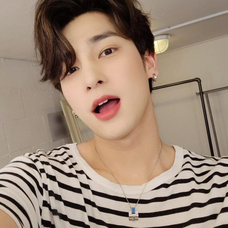 200824 Hangyul Instagram Update documents 1