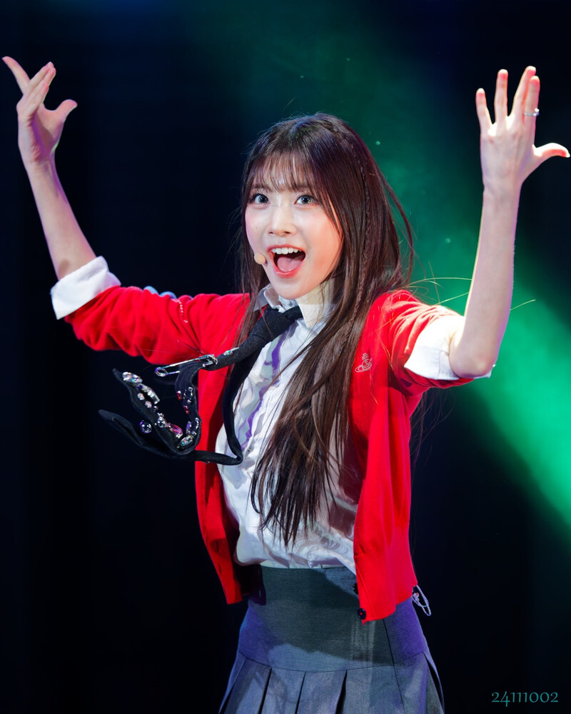 241110 WOOAH Minseo - at "WOOAH Japan 2nd Concert 'WOOAH-LAND AGAIN' in Osaka, Japan" documents 1