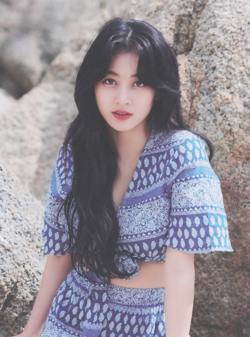 Yes, I am Jihyo 1st Photobook (Scans) documents 6