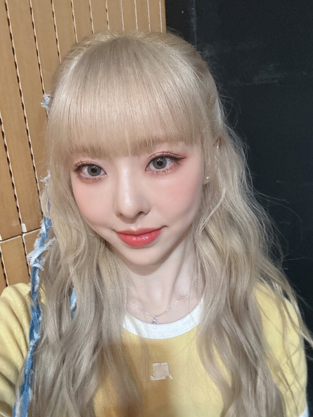 240419 Loossemble Twitter/X Update - ViVi | kpopping