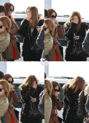 121129 Girls' Generation Taeyeon at Incheon Airport