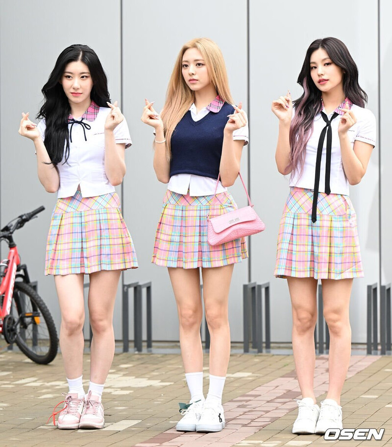 220721 ITZY - Recording for Knowing Bros documents 10