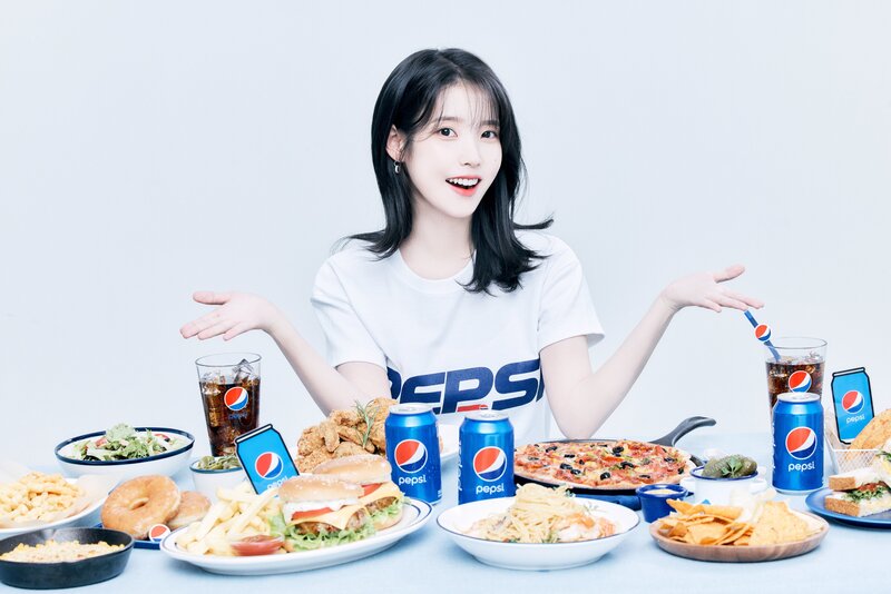 IU for Pepsi 2022 'PEPSI WITH FOOD' Concept Photo documents 1