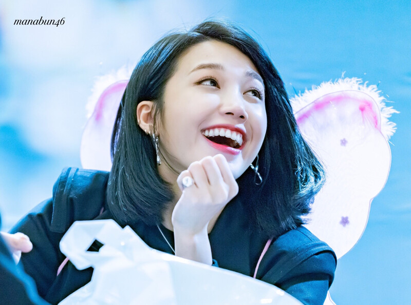 181109 Apink EUNJI at Hyehwa Busan Fansign event documents 9