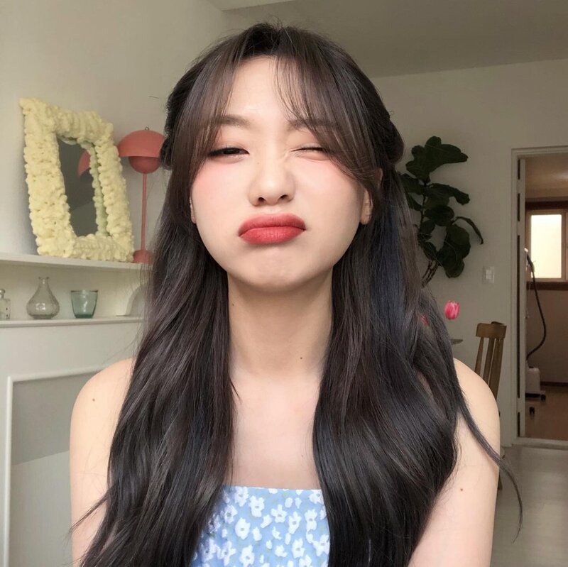 210526 Lovelyz Sujeong Instagram Update documents 9