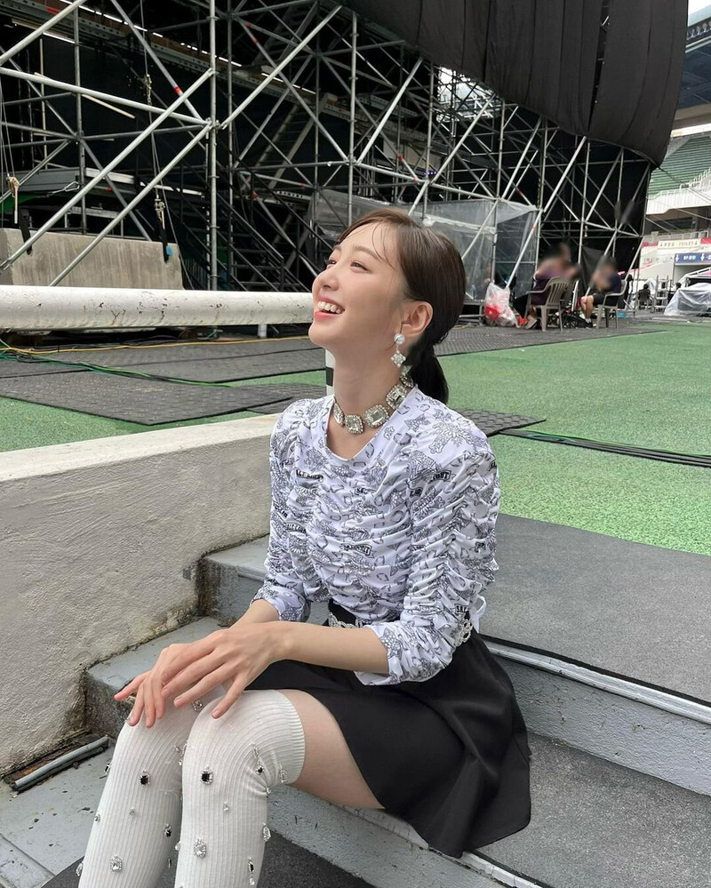 220619 ALICE Yukyung Instagram Update documents 5