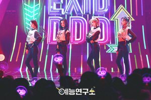 171125 EXID - DDD at Music Core