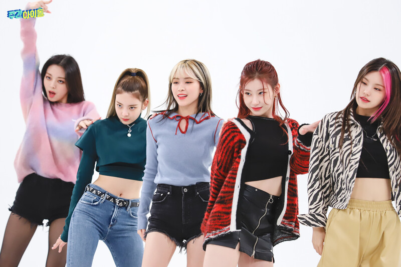 210929 MBC Naver Post - ITZY at Weekly Idol documents 4