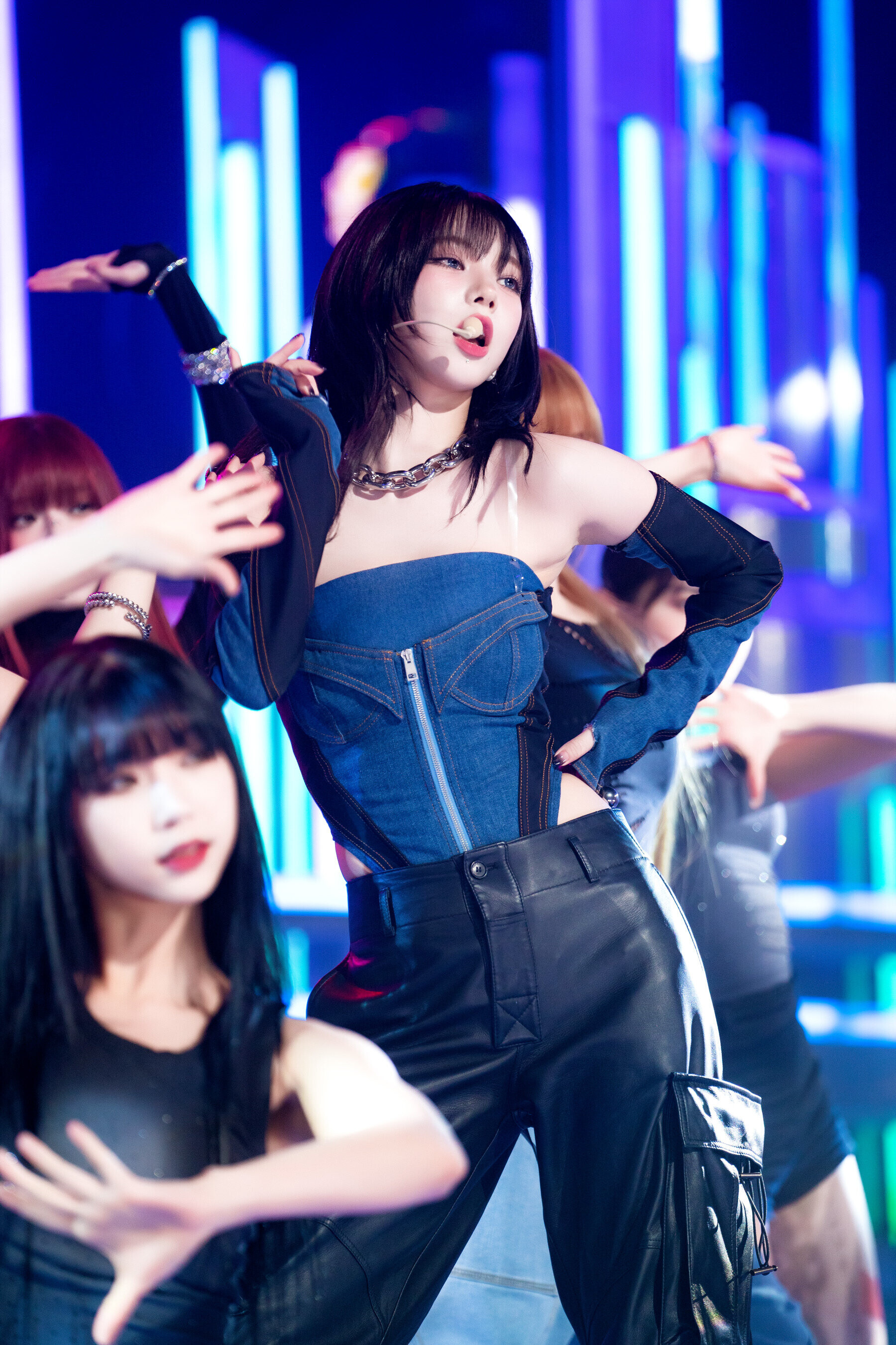 231112 aespa Karina - 'Drama' at Inkigayo | kpopping