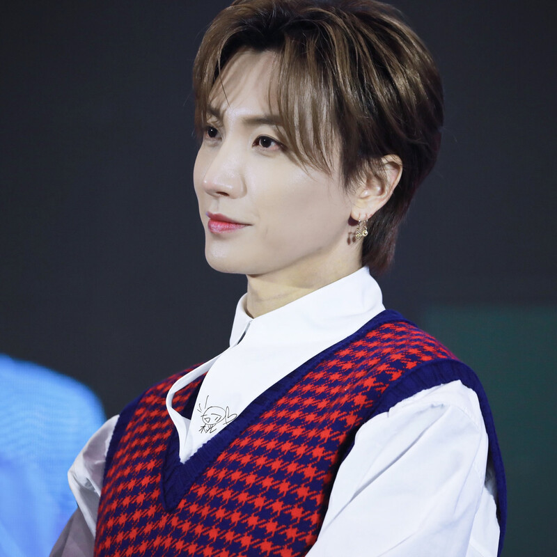 200105 Super Junior Leeteuk at 'Timeslip' Chengdu Fansign documents 1