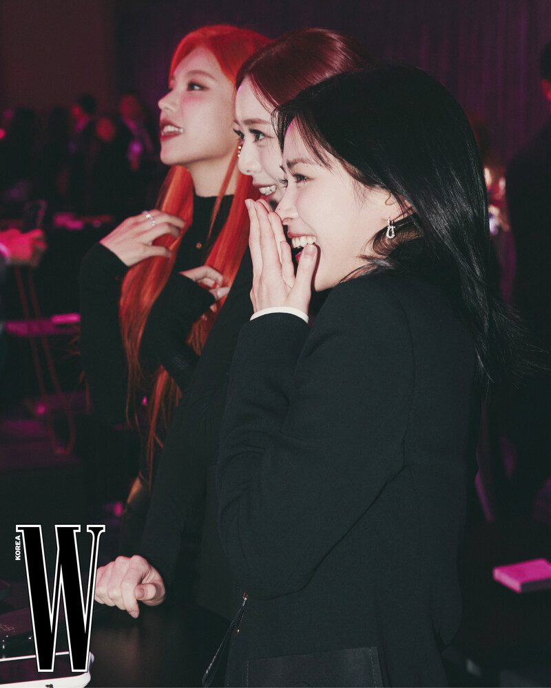 231221 - W Korea Update - ITZY at the W Korea 'Love Your W' Event documents 4