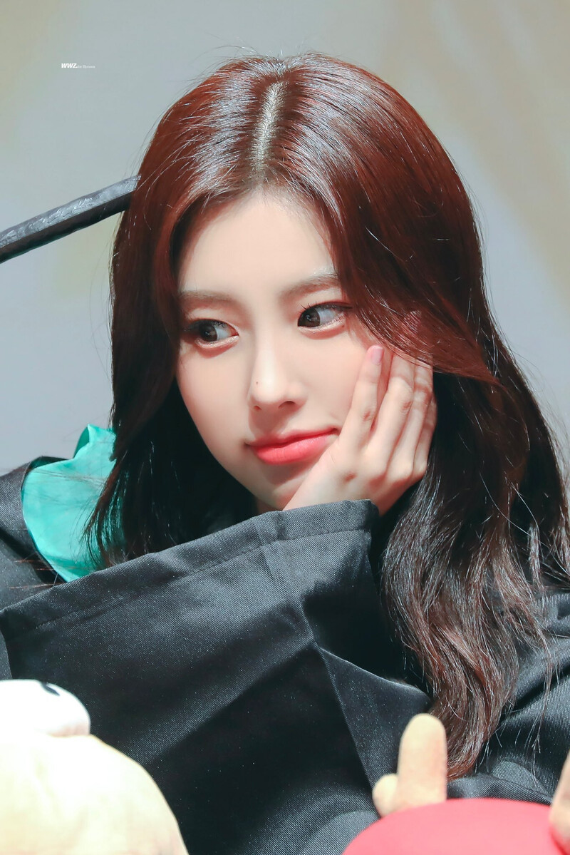 220611 Kang Hyewon documents 19