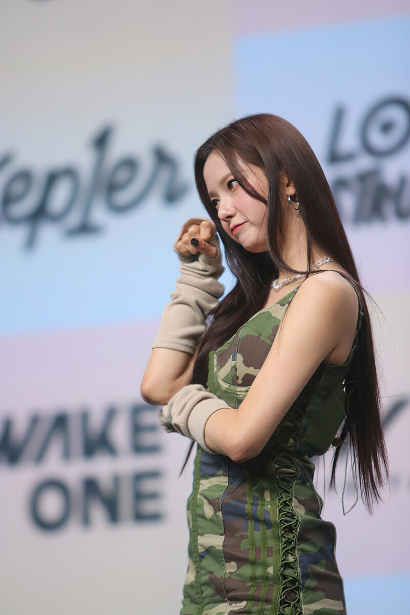 230410 Kep1er Yujin - 'Lovestruck!' Press Showcase documents 16