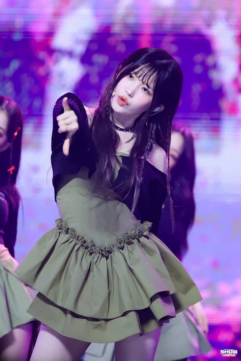 230614 fromis_9 Hayoung - '#menow' at Show Champion documents 4