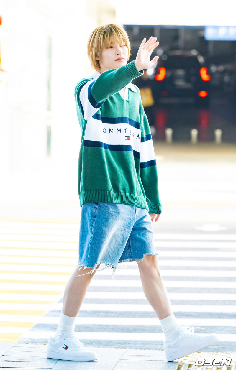 240503 StrayKids I.N at Incheon International Airport documents 3