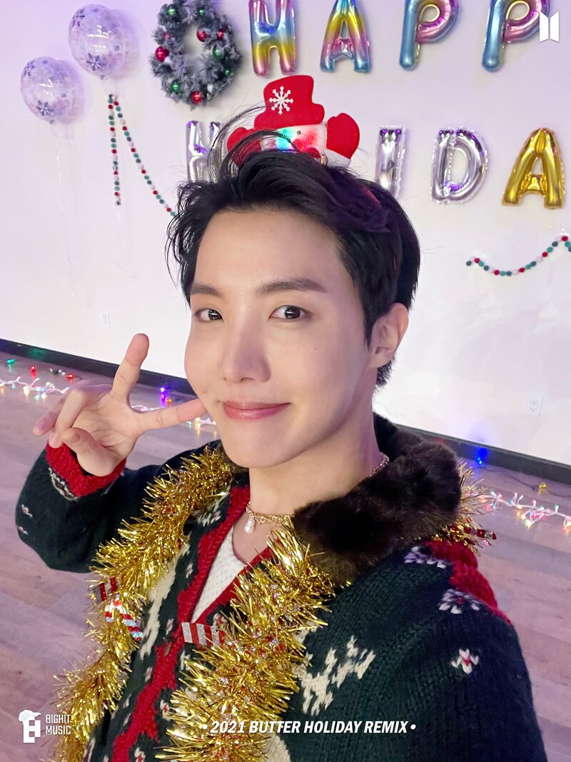 211224 Big Hit Naver Post - BTS 2021 Happy Holidays | kpopping