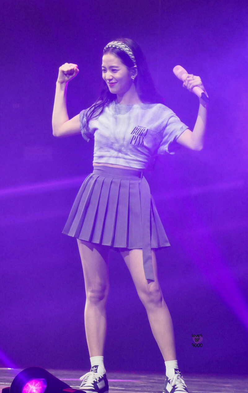 221212 BLACKPINK Jisoo - 'BORN PINK' Concert in Paris Day 2 documents 5