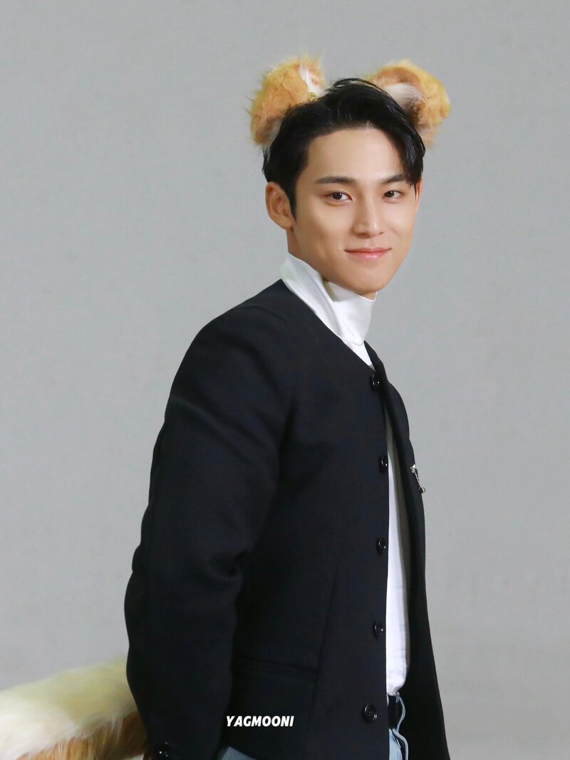 240511 SEVENTEEN Mingyu - BEATROAD Fansign Event documents 15