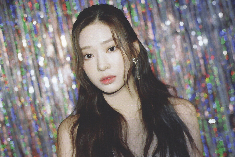 Kim Minju '𝐏𝐑𝐎 𝐌𝐄𝐌𝐎𝐑𝐈𝐀' Photobook Scans documents 22