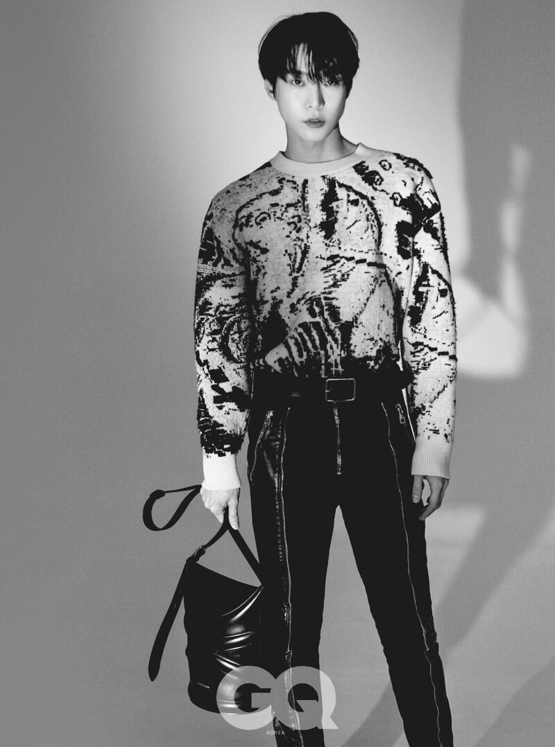 NCT DOYOUNG for GQ Korea x ALEXANDER MCQUEEN S/S 2022 Collection March Issue 2022 documents 2