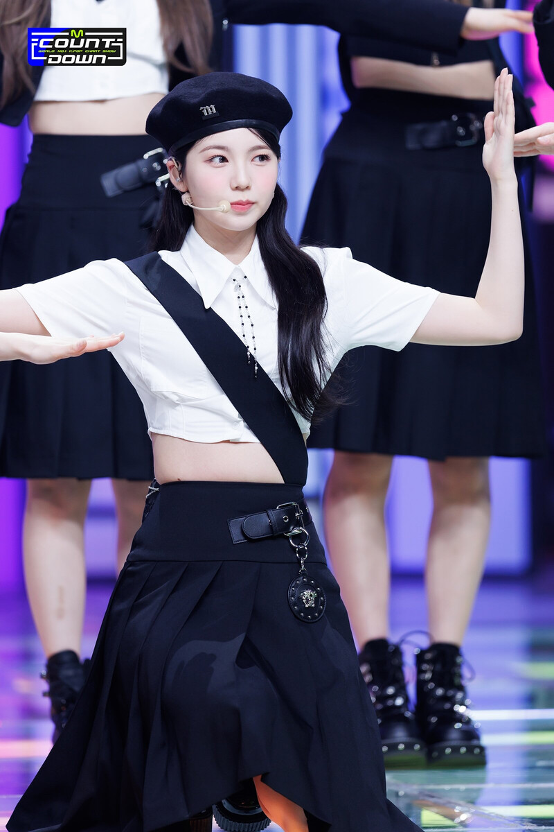 231109 NiziU Ayaka - "HEARTRIS" at M Countdown documents 4