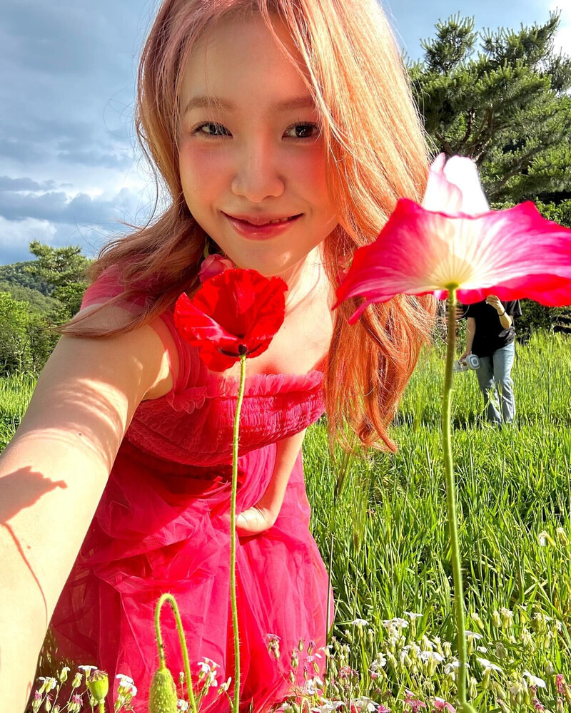 240703 Red Velvet Yeri Instagram Update documents 9