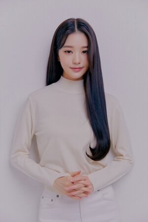 211012 AAA Naver Update with Wonyoung